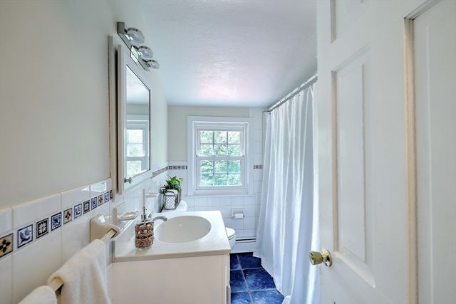 275 Ridge St, Millis, MA 02054