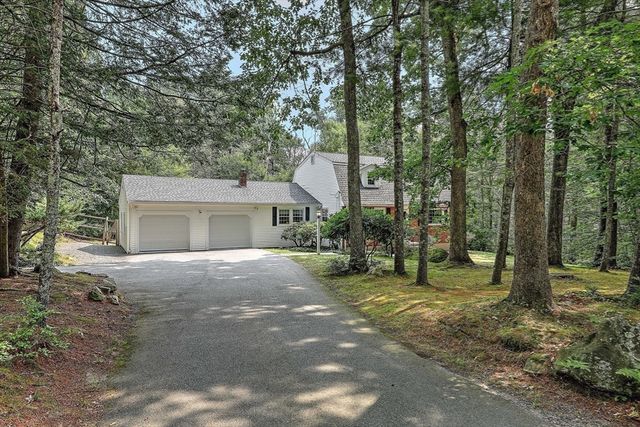 275 Ridge St, Millis, MA 02054