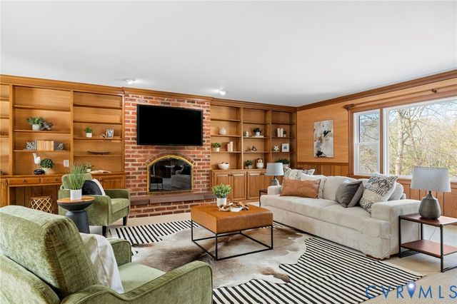 11950 Rothbury Dr, North Chesterfield, VA 23236