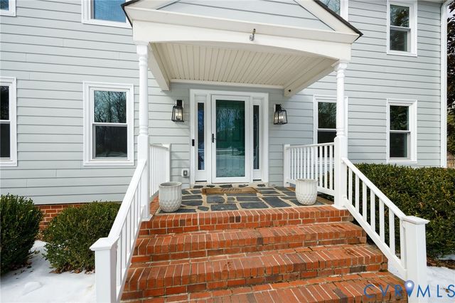 11950 Rothbury Dr, North Chesterfield, VA 23236