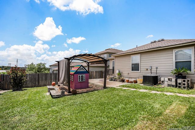 1422 Hunters Plane, San Antonio, TX 78245