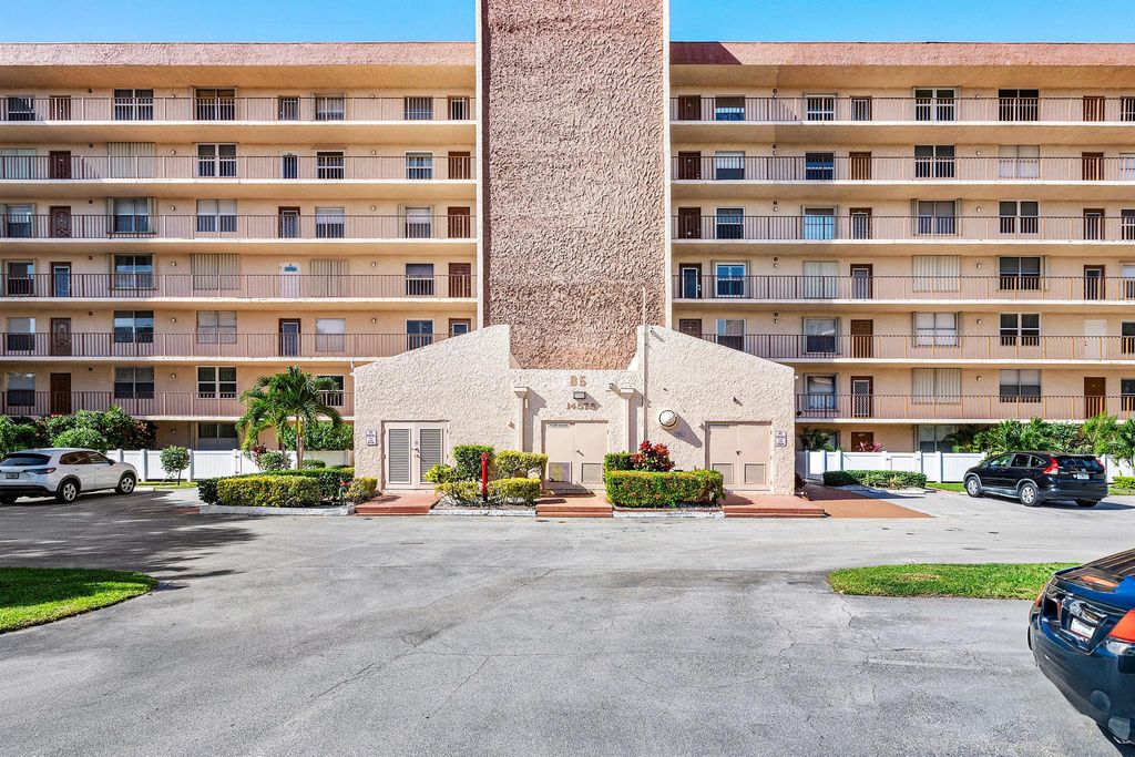 14575 Bonaire Boulevard 209, Delray Beach, FL 33446