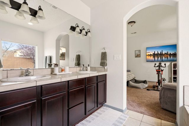 11901 Pocono Road SE, Albuquerque, NM 87123