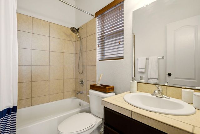 11901 Pocono Road SE, Albuquerque, NM 87123