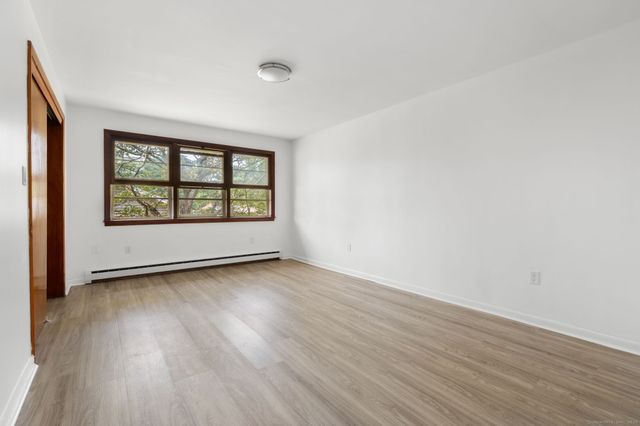 57 Farmington Avenue, New London, CT 06320