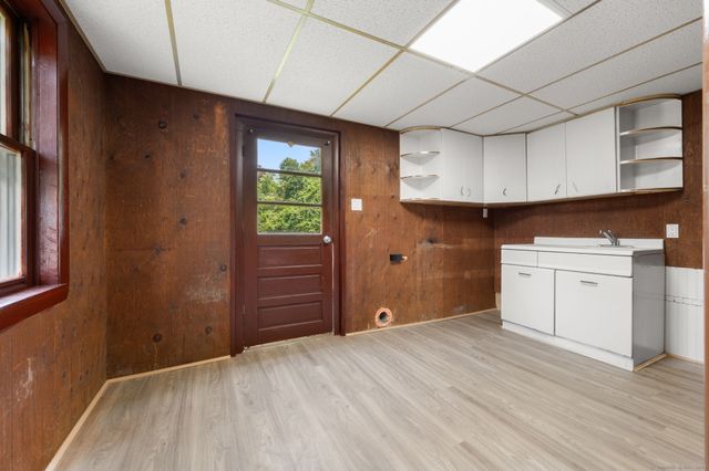 57 Farmington Avenue, New London, CT 06320