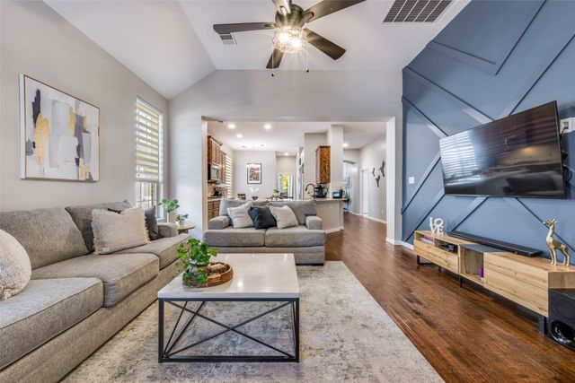 8205 Bayberry Avenue, Lantana, TX 76226