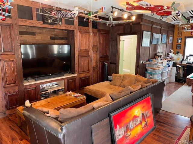 2399 Paige Circle, Fallbrook, CA 92028