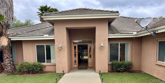 2399 Paige Circle, Fallbrook, CA 92028