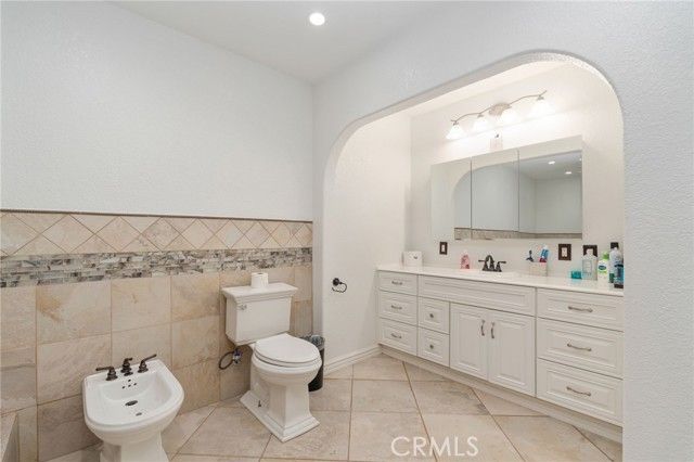 4303 N Golden, San Bernardino, CA 92404