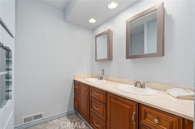 4303 N Golden, San Bernardino, CA 92404