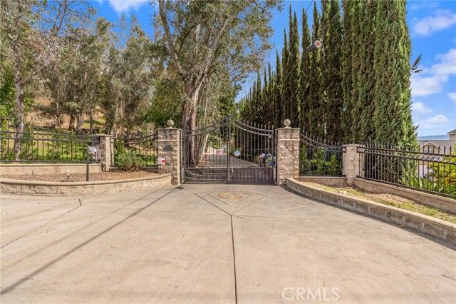 4303 N Golden, San Bernardino, CA 92404