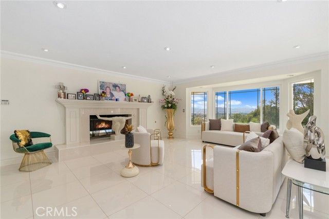 4303 N Golden, San Bernardino, CA 92404