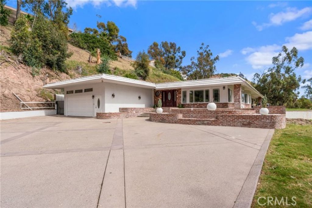 4303 N Golden, San Bernardino, CA 92404