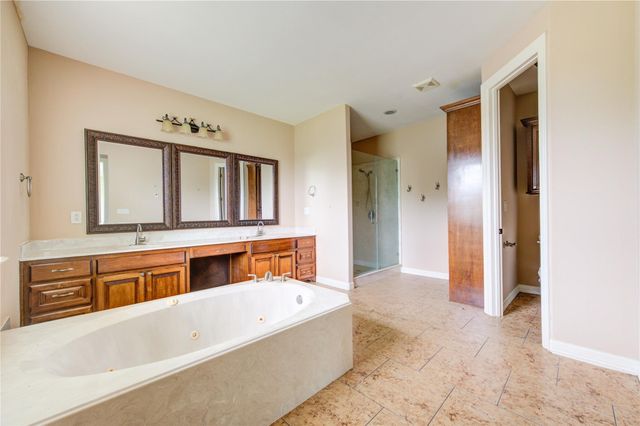 4681 Wickwillow Street, Alvin, TX 77511