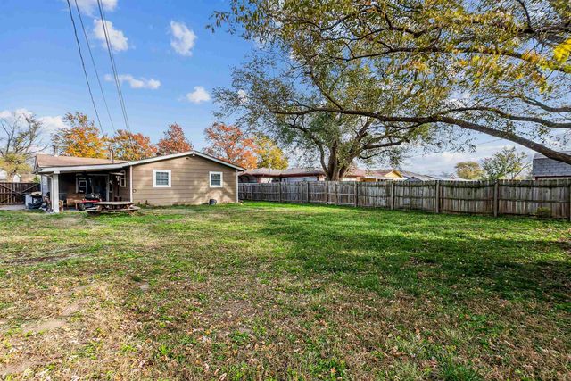 917 W Savannah, Wichita, KS 67217