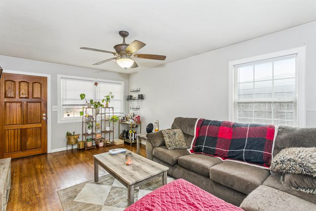 917 W Savannah, Wichita, KS 67217