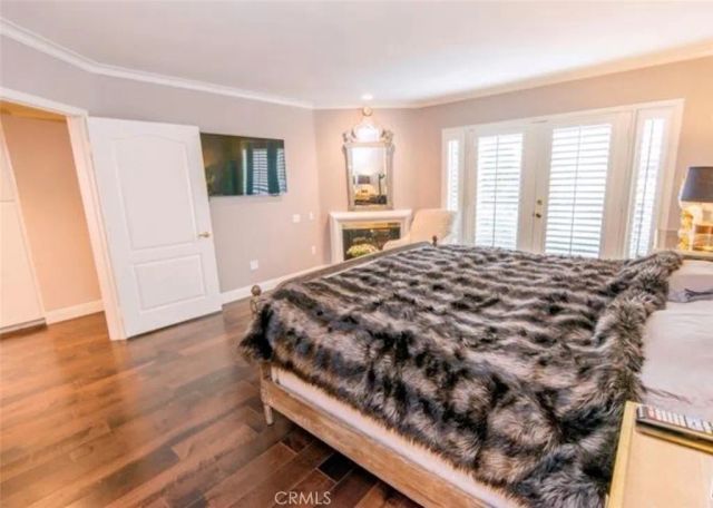 11855 Goshen Avenue 101, Los Angeles, CA 90049