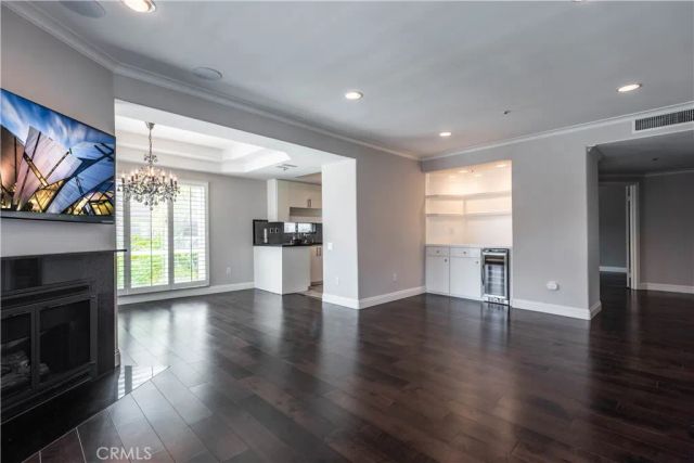 11855 Goshen Avenue 101, Los Angeles, CA 90049