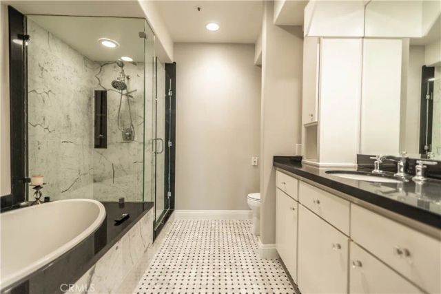 11855 Goshen Avenue 101, Los Angeles, CA 90049