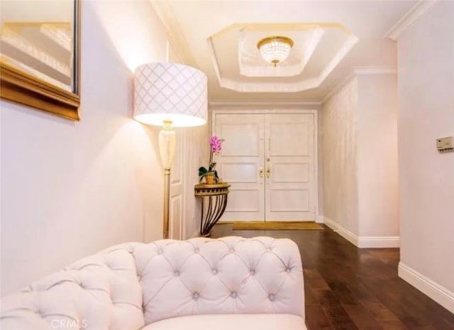 11855 Goshen Avenue 101, Los Angeles, CA 90049