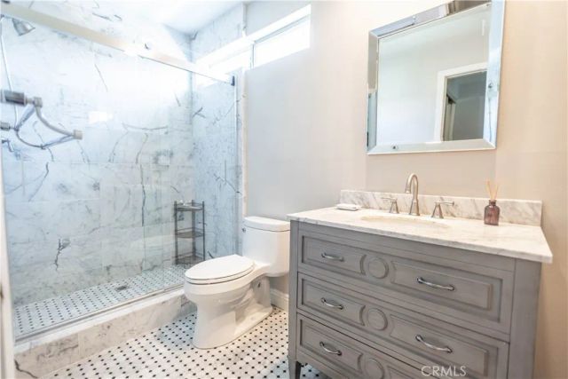 11855 Goshen Avenue 101, Los Angeles, CA 90049