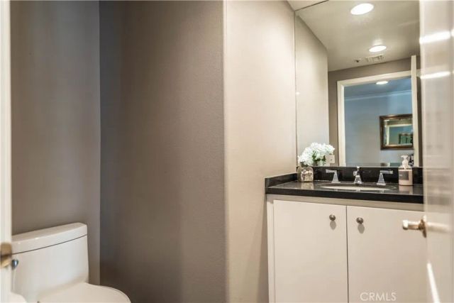 11855 Goshen Avenue 101, Los Angeles, CA 90049