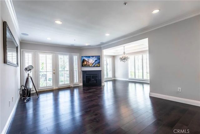 11855 Goshen Avenue 101, Los Angeles, CA 90049