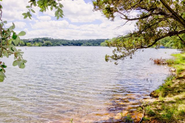 1512 County Road 137, Burnet, TX 78611