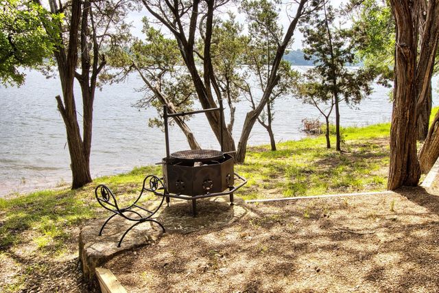 1512 County Road 137, Burnet, TX 78611