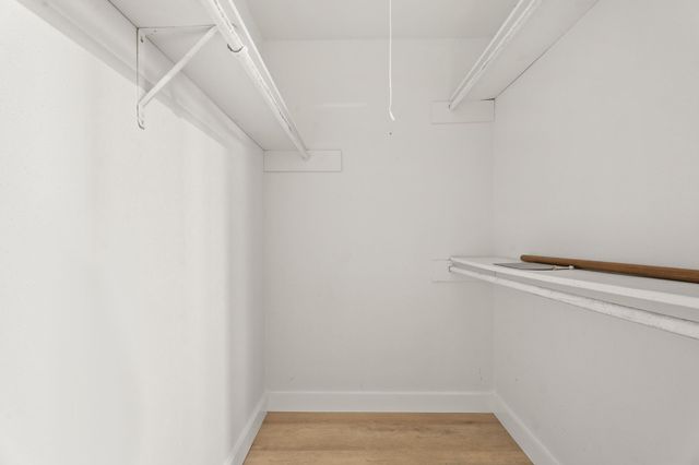 602 W Castle Harbour Drive, Friendswood, TX 77546