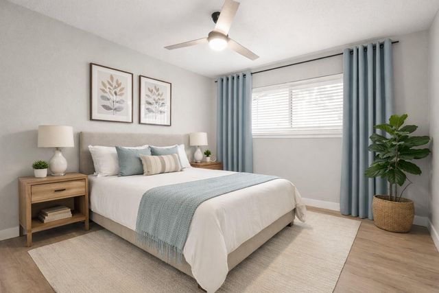 602 W Castle Harbour Drive, Friendswood, TX 77546