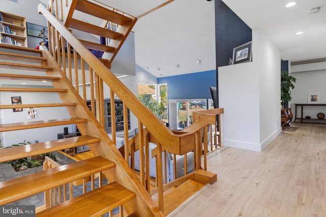 313 WYNDMOOR LN, Huntingdon Valley, PA 19006