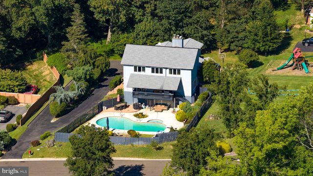 313 WYNDMOOR LN, Huntingdon Valley, PA 19006