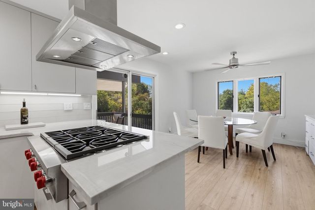 313 WYNDMOOR LN, Huntingdon Valley, PA 19006