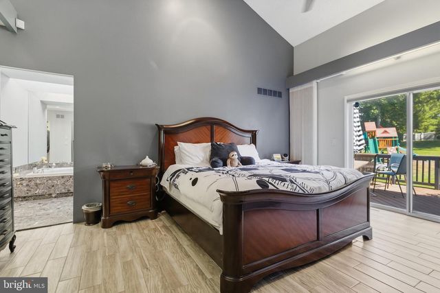 313 WYNDMOOR LN, Huntingdon Valley, PA 19006
