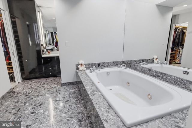 313 WYNDMOOR LN, Huntingdon Valley, PA 19006