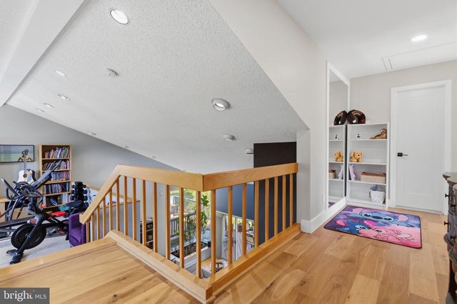 313 WYNDMOOR LN, Huntingdon Valley, PA 19006