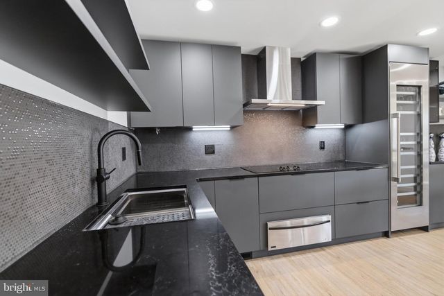 313 WYNDMOOR LN, Huntingdon Valley, PA 19006