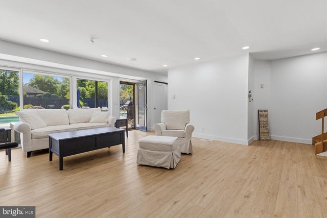 313 WYNDMOOR LN, Huntingdon Valley, PA 19006