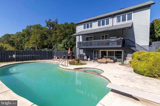 313 WYNDMOOR LN, Huntingdon Valley, PA 19006