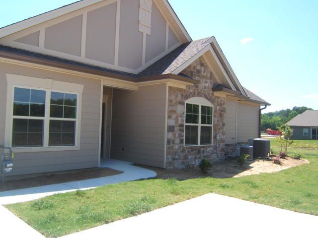 1794 Sedgefield Drive 49 A, Ooltewah, TN 37363