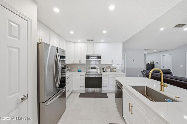 10251 TREVOR CREEK Drive W, Jacksonville, FL 32257