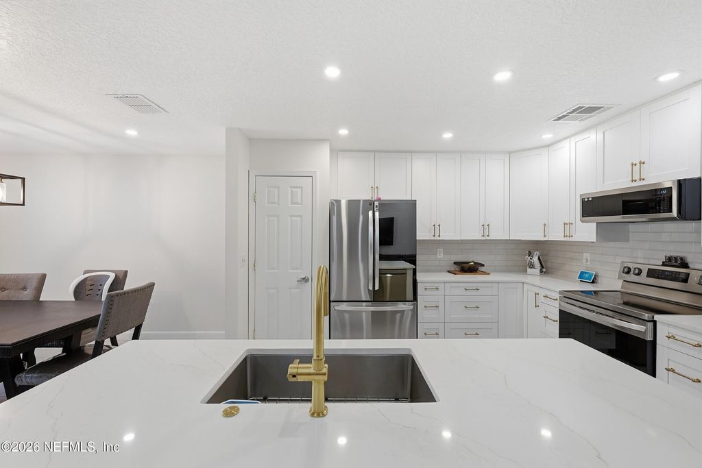 10251 TREVOR CREEK Drive W, Jacksonville, FL 32257