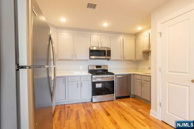 111 Monroe Street 15, Garfield, NJ 07026