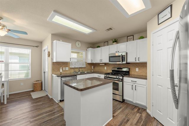 15118 Vincennes Oak Street, Cypress, TX 77429