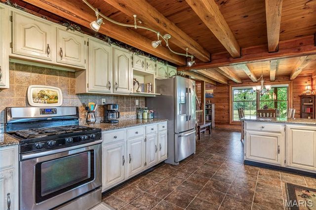 10646 Mounts Road, Irondale, MO 63648