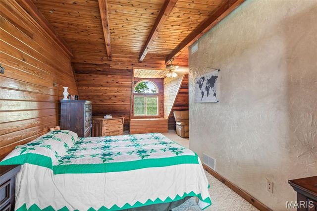 10646 Mounts Road, Irondale, MO 63648