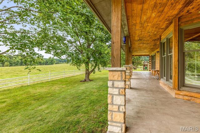 10646 Mounts Road, Irondale, MO 63648