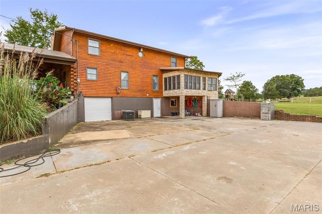 10646 Mounts Road, Irondale, MO 63648